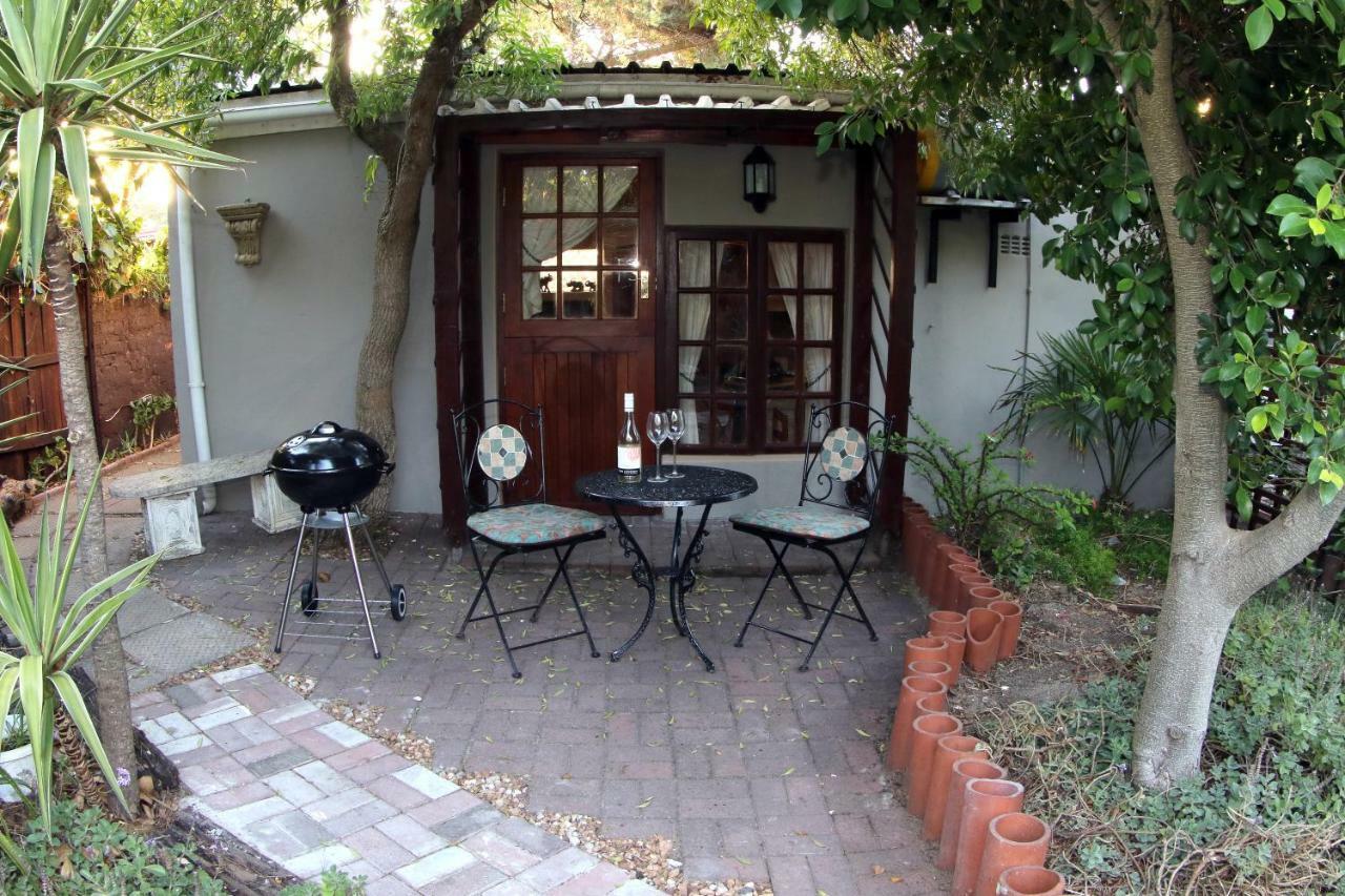 Studio Garden View